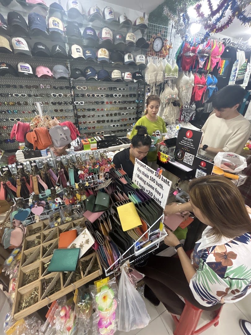 Moon Crafts Gift Shop photo 1