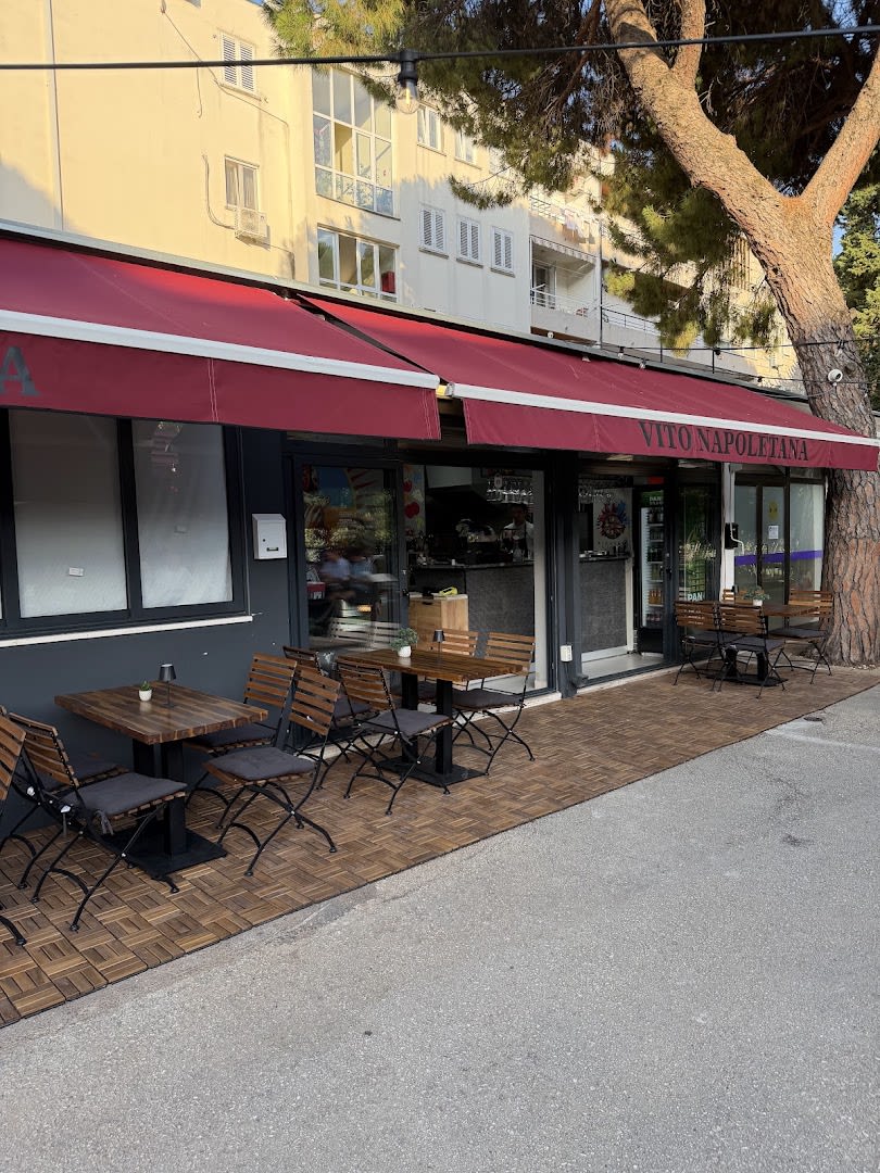 Vito Napoletana Pizzeria photo 2