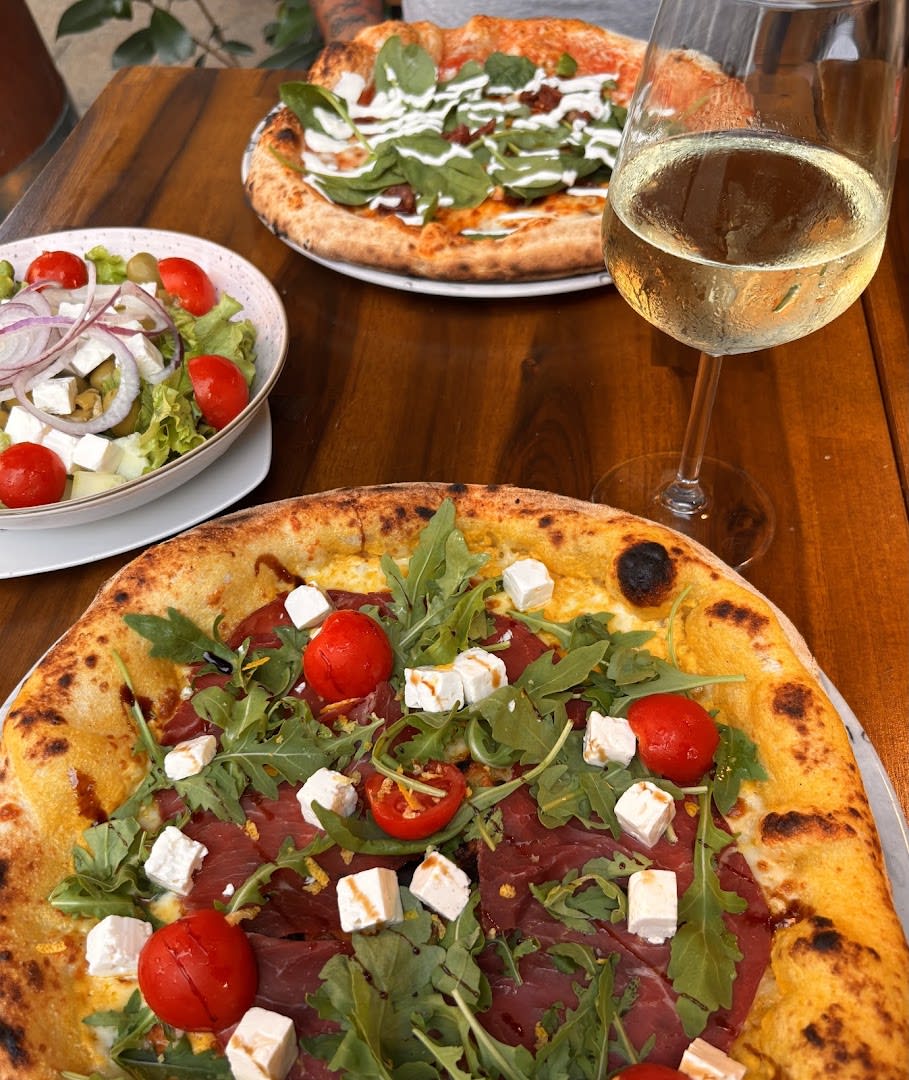 Vito Napoletana Pizzeria photo 3