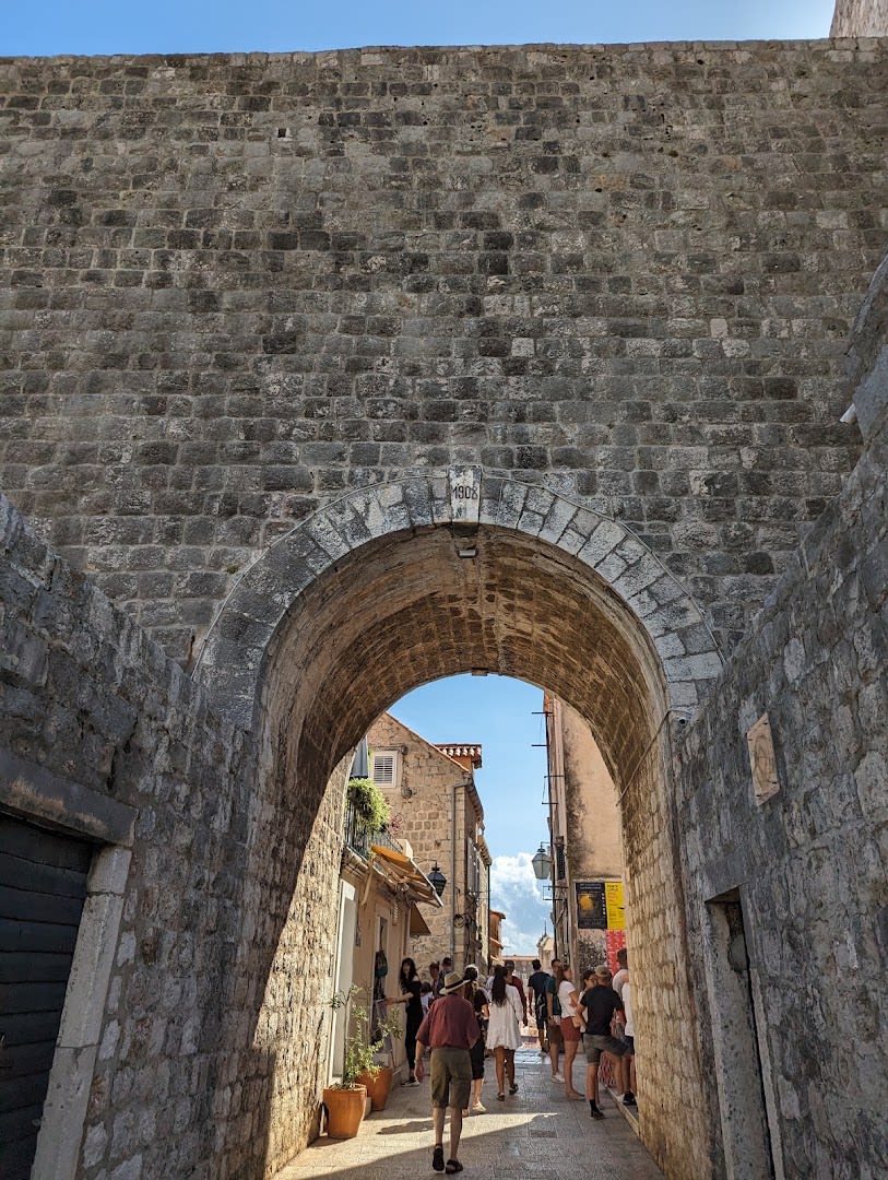 Buža Gate photo 2