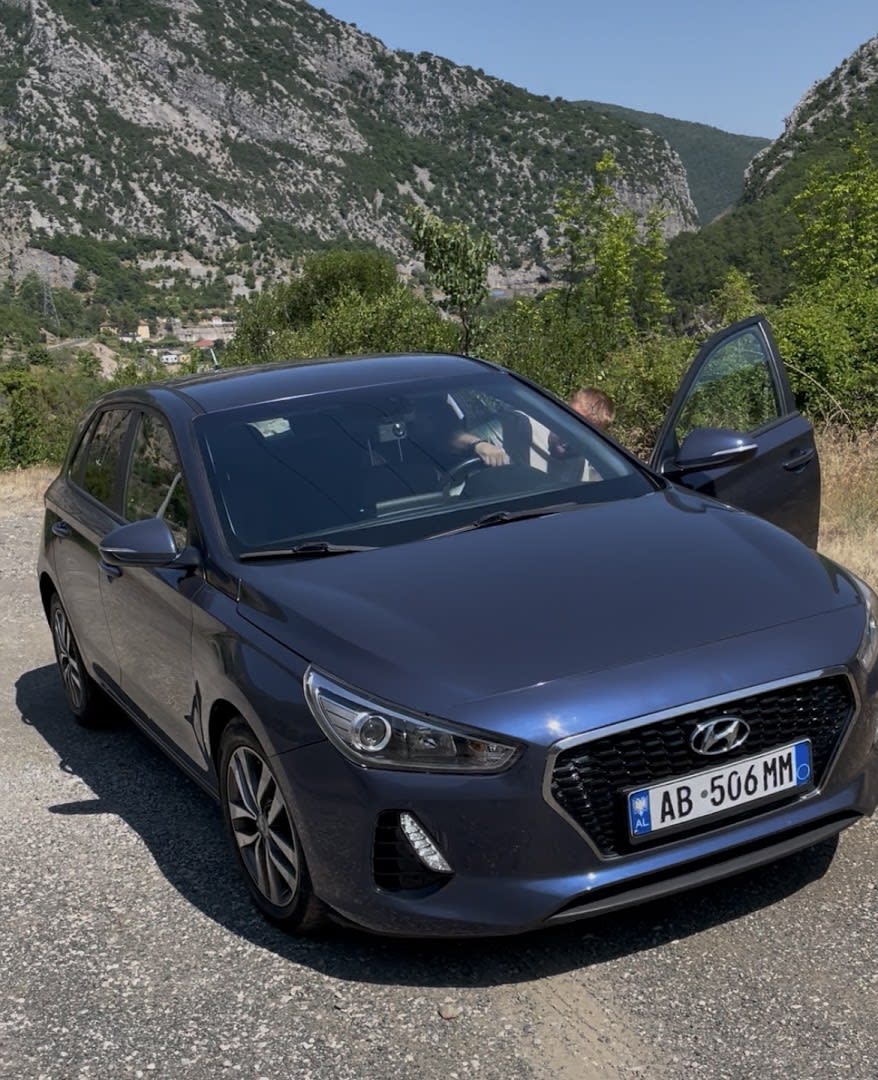 Nika's Rent Car Tirana photo 2