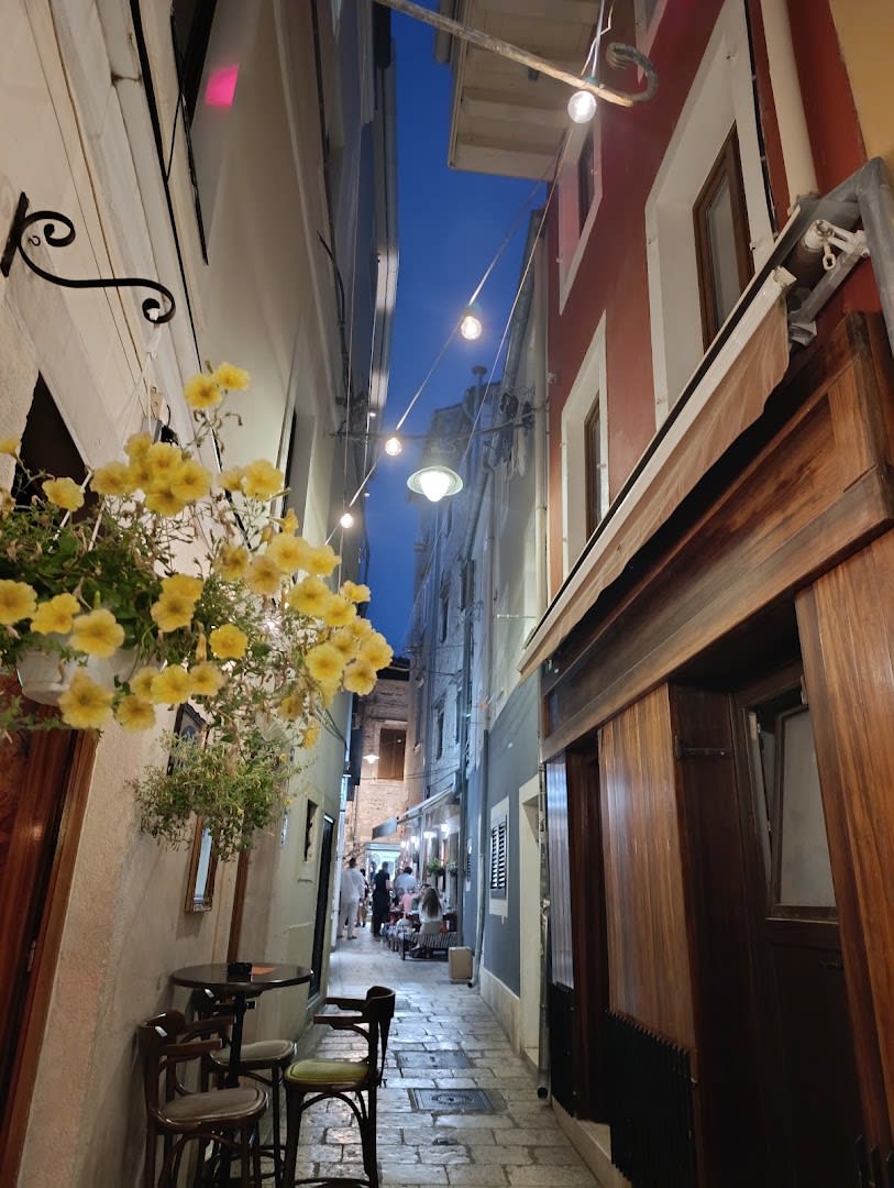 Dolce Vita Caffe photo 4