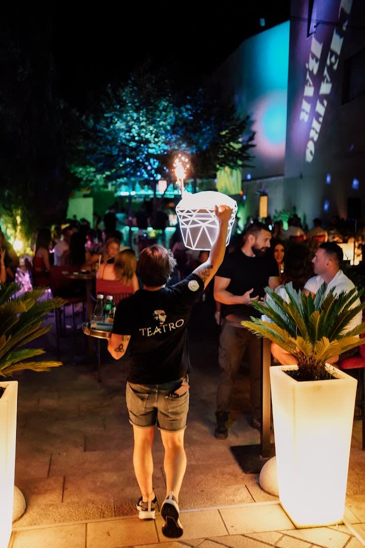 Teatro Bar photo 4