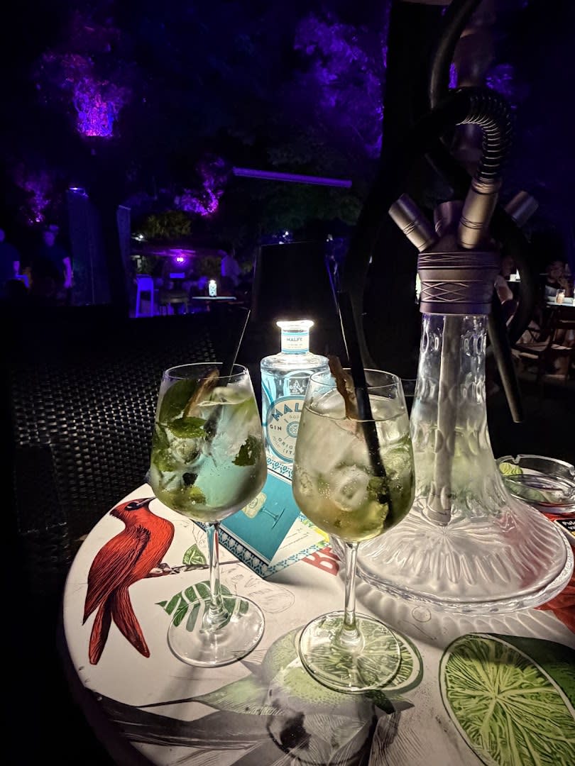 Ledana Lounge Bar photo 2