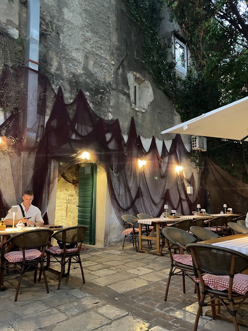 Konoba Dalmacija - Tavern photo 2