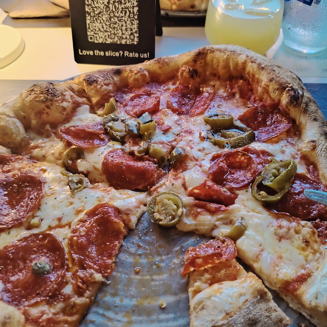 Pizzeria Gusti photo 3