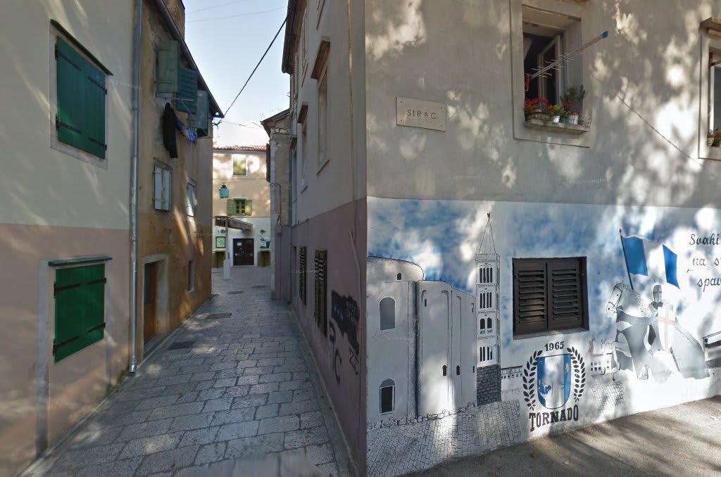Guest House Blue photo 3