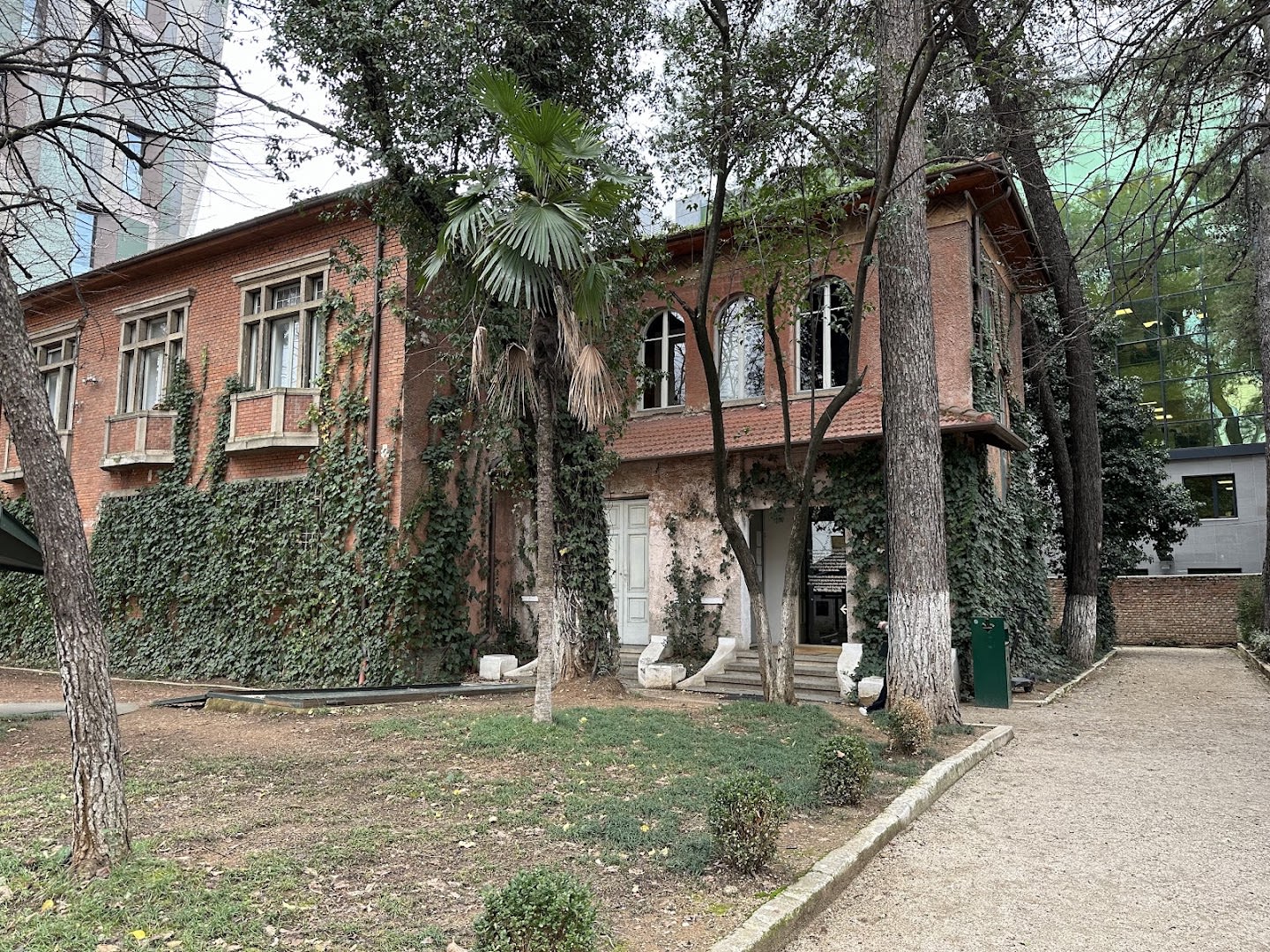 House of Leaves Museum photo 2