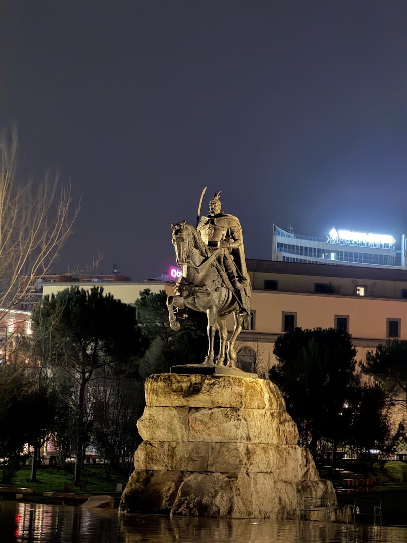Equestrian Statue of Skanderbeg photo 2