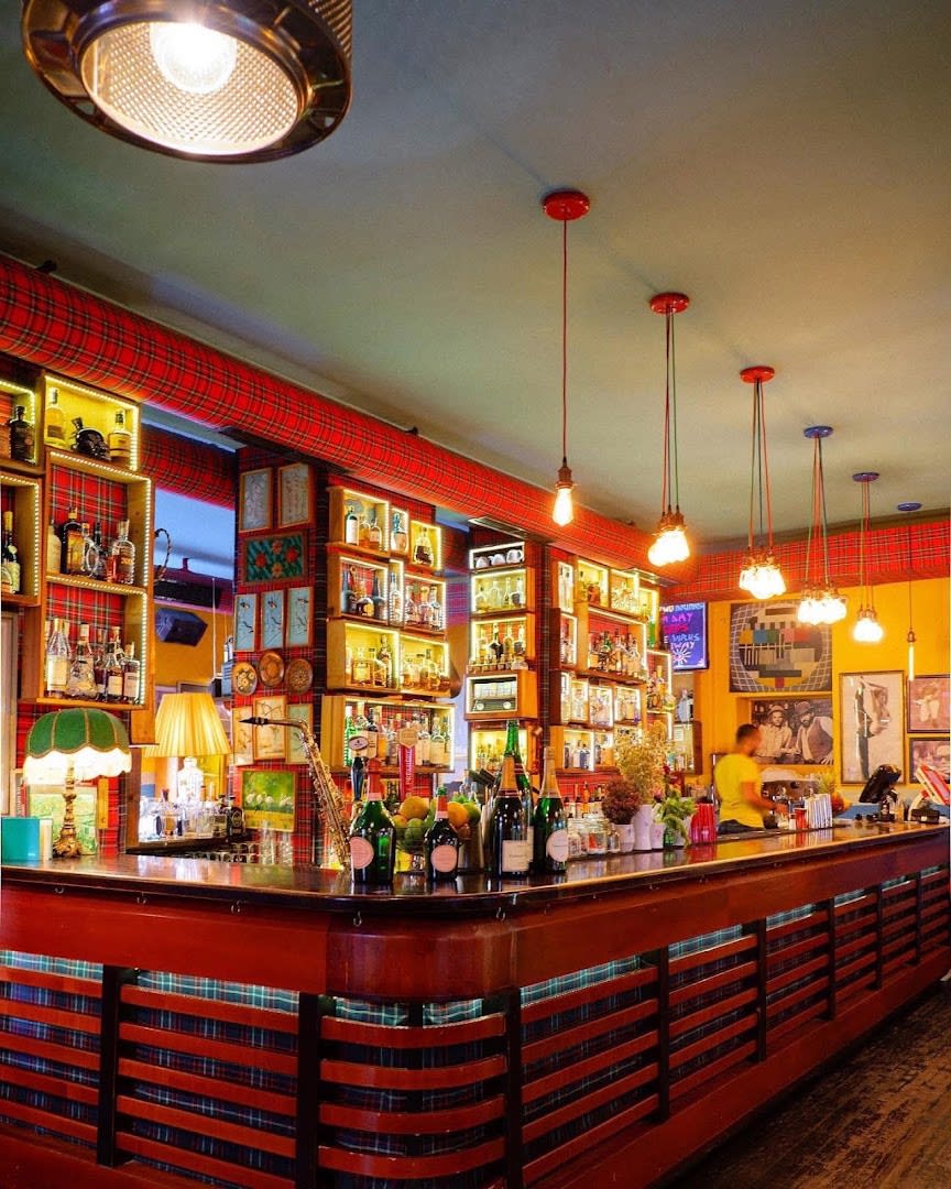 Radio Bar photo 2