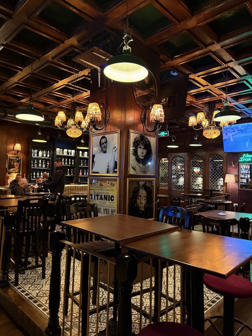 New Irish Pub photo 4
