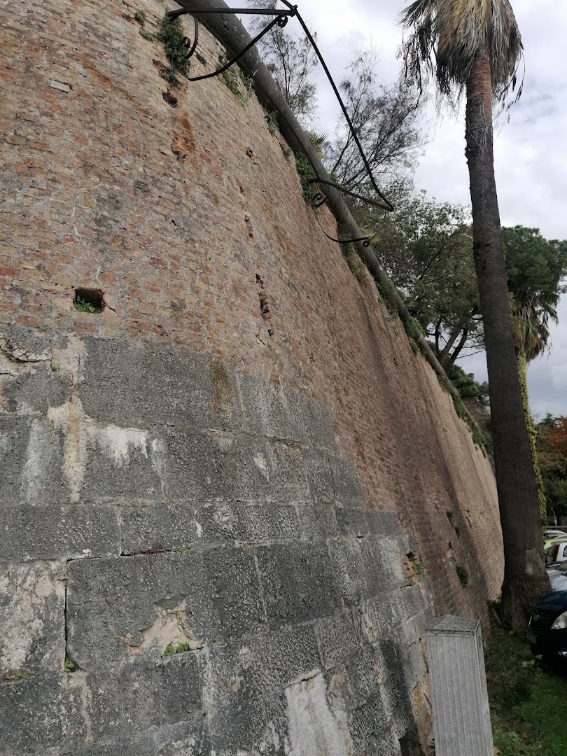 Land Gate photo 4