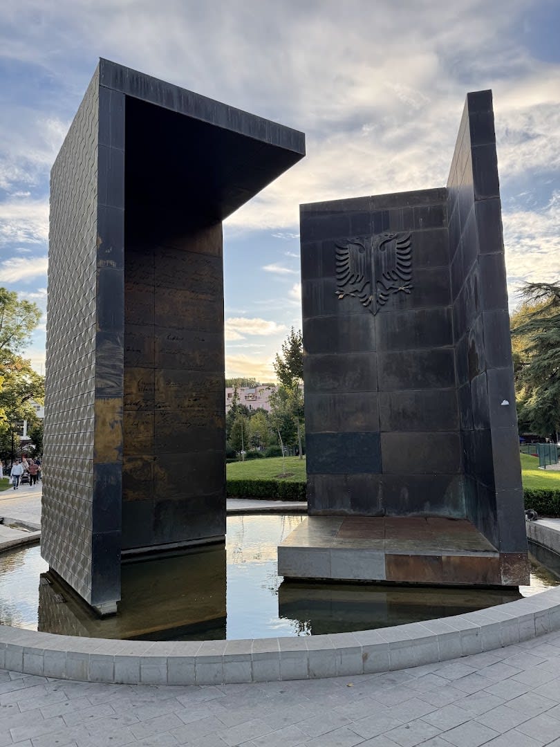 Independence Memorial photo 4