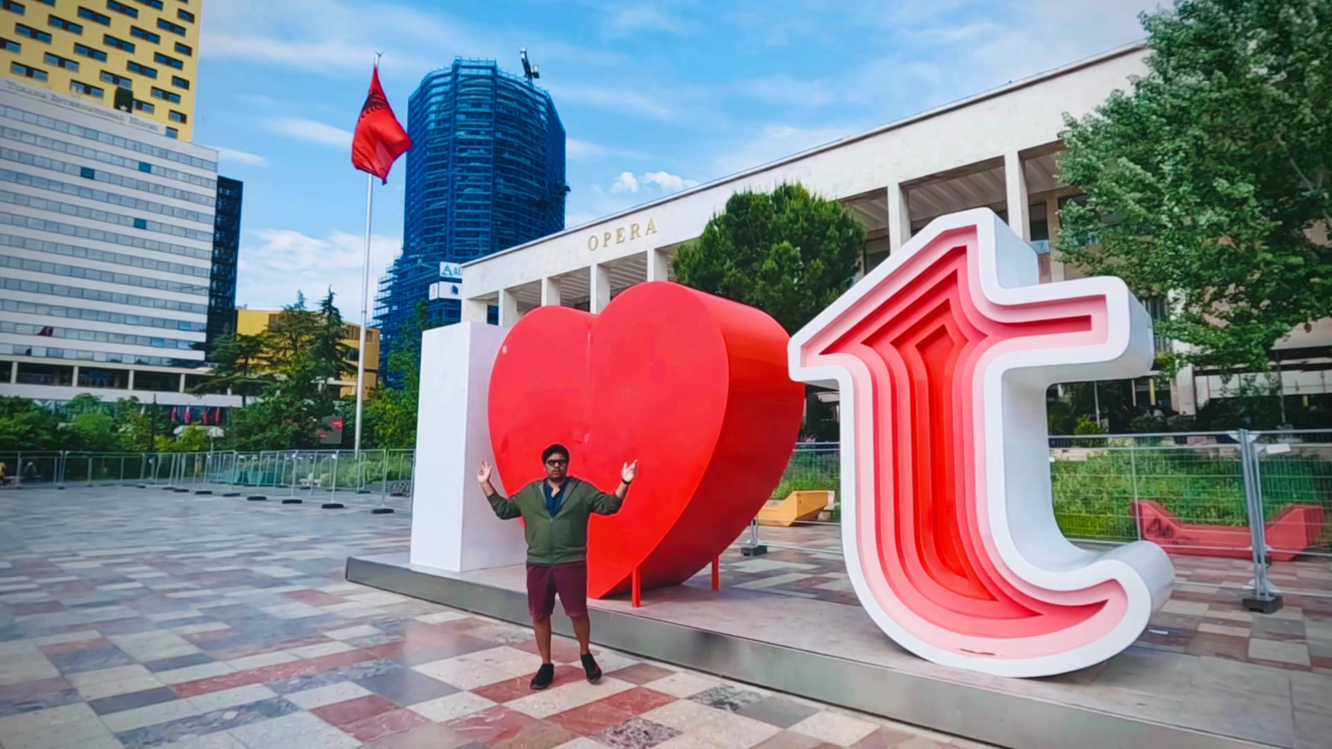 Skanderbeg Square photo 1