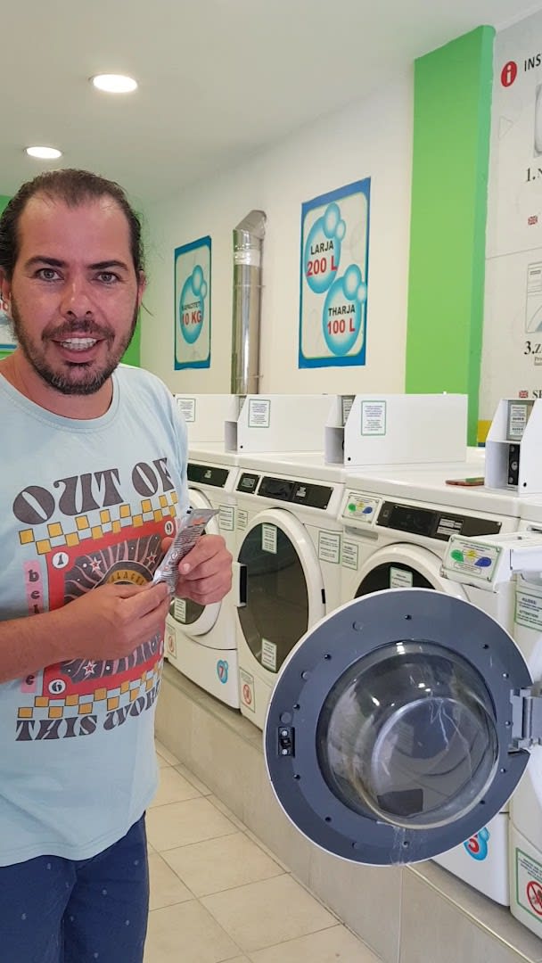 Laj Thaj Self-Service Laundry 2 photo 1