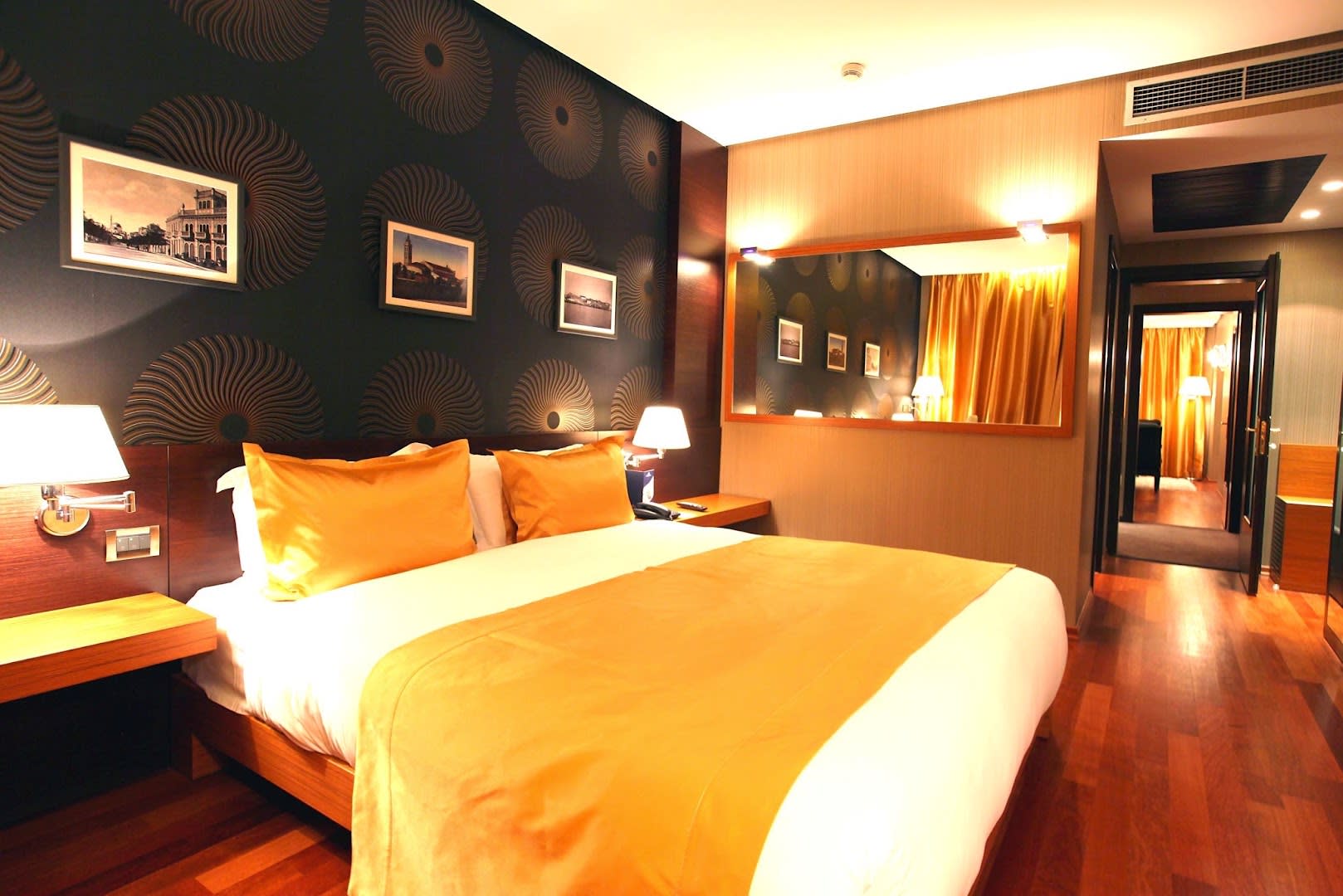 Tirana International Hotel & Conference Centre photo 2