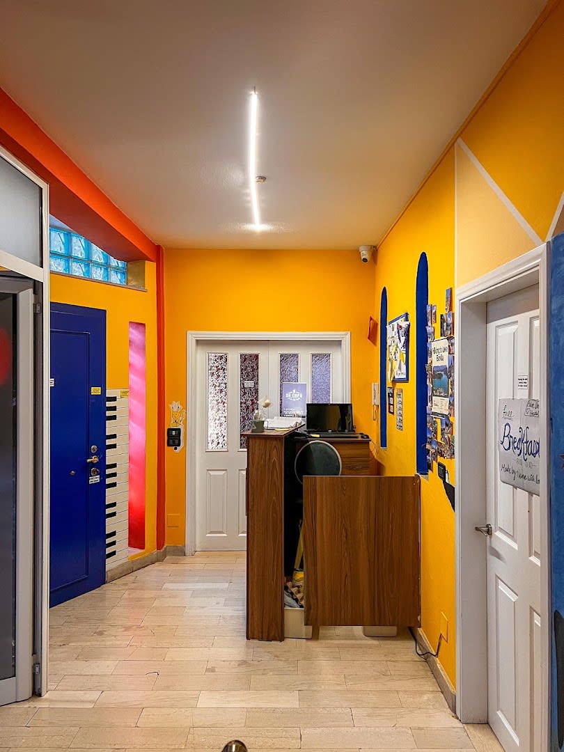 Blue Door Hostel photo 3