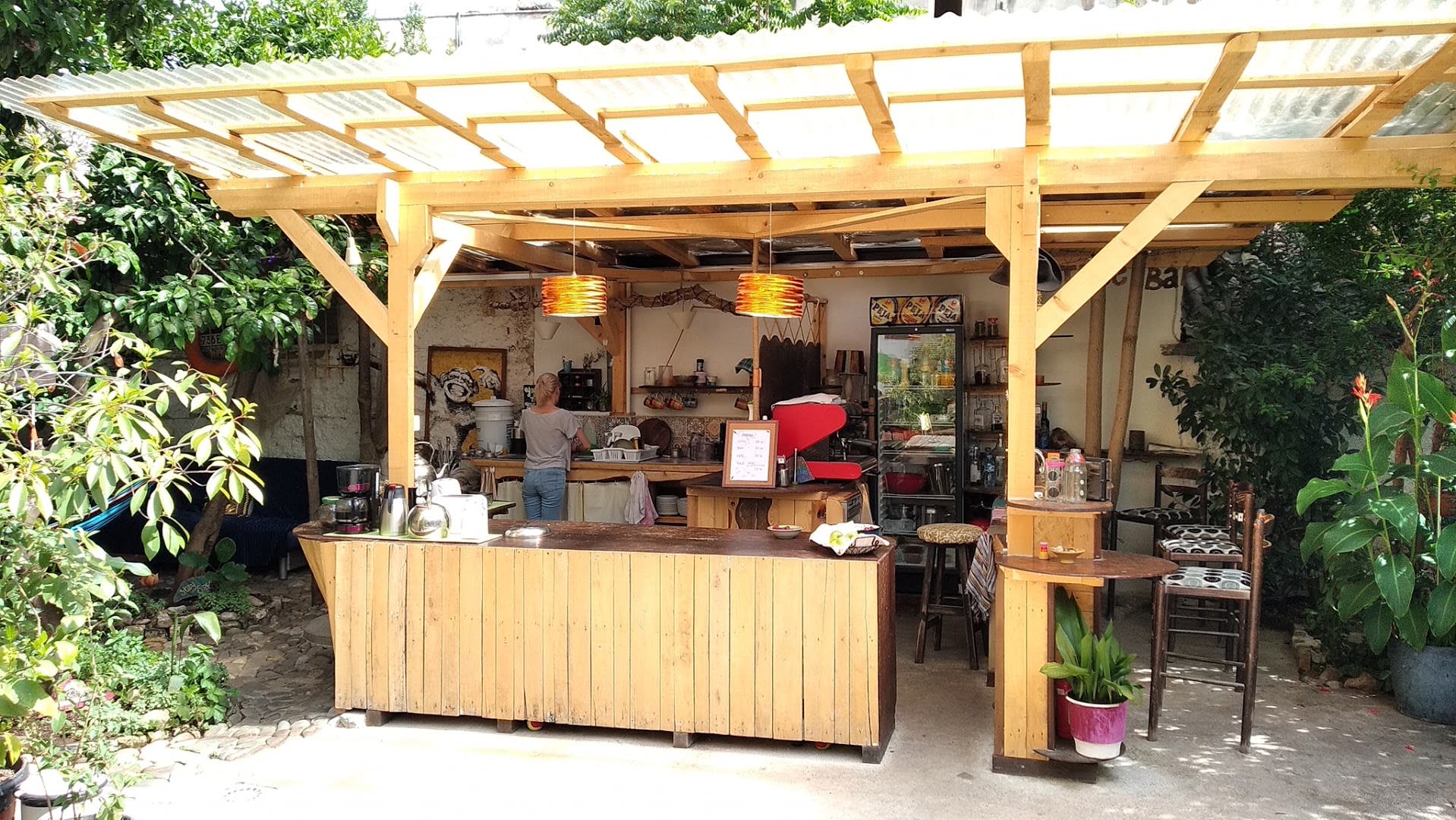 Tirana Backpacker Hostel photo 2