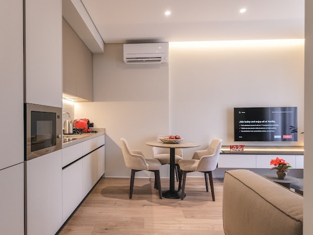 Two Steps Apartments photo 4