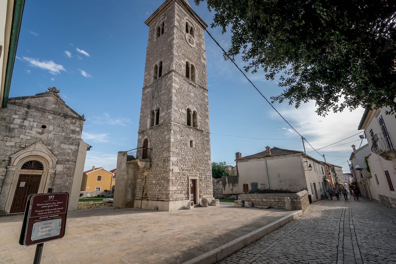 Church of the Holy Cross photo 2
