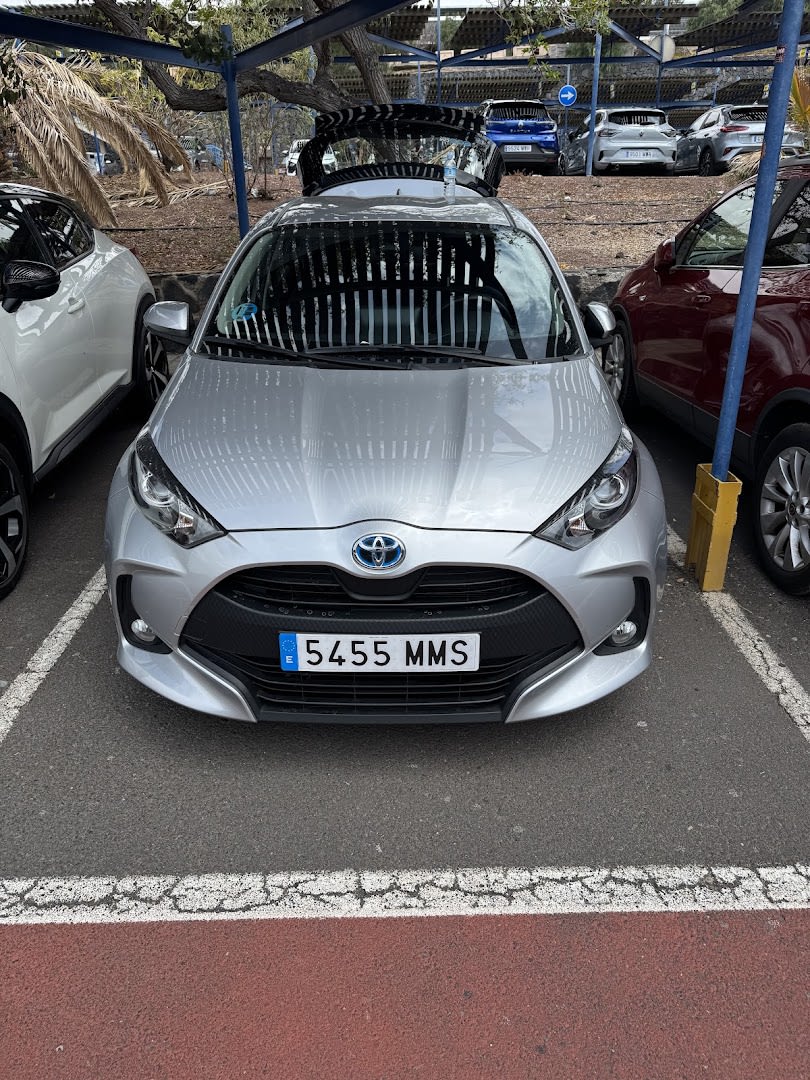 Rental EcoCar photo 2