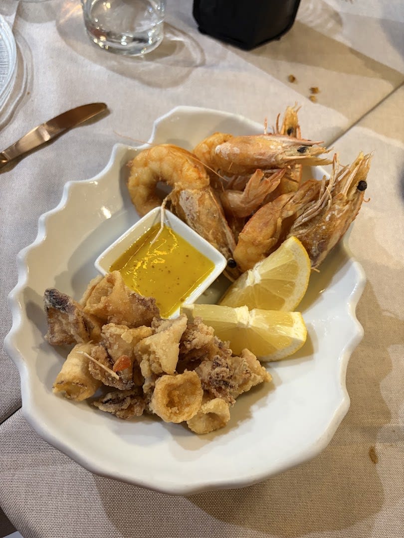 Ricos photo 3