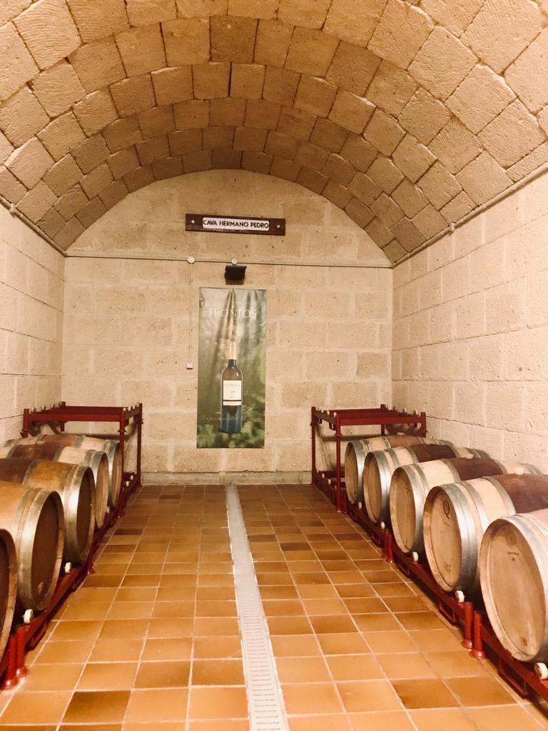 Bodega Frontos photo 4