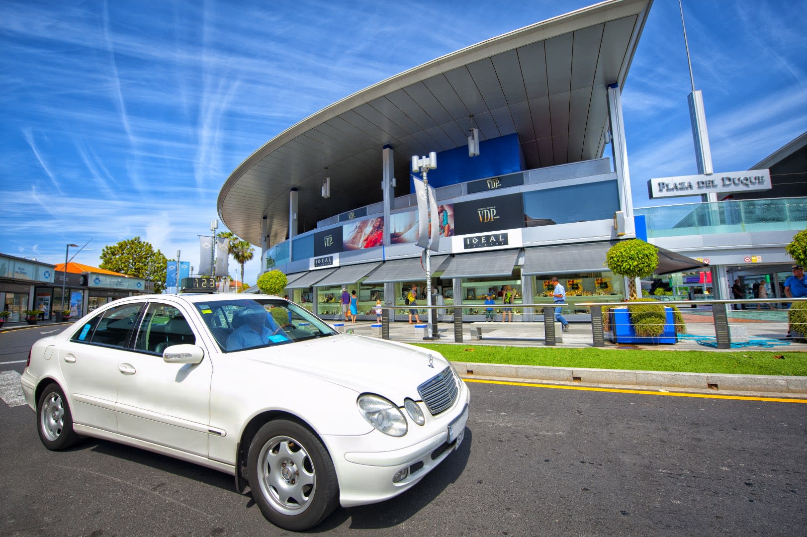Taxi Tenerife Airport photo 4