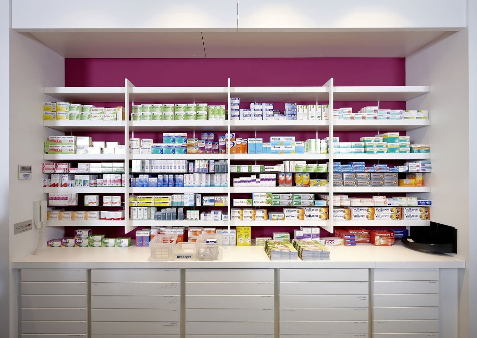 Farmacia Paseo Fañabé photo 3