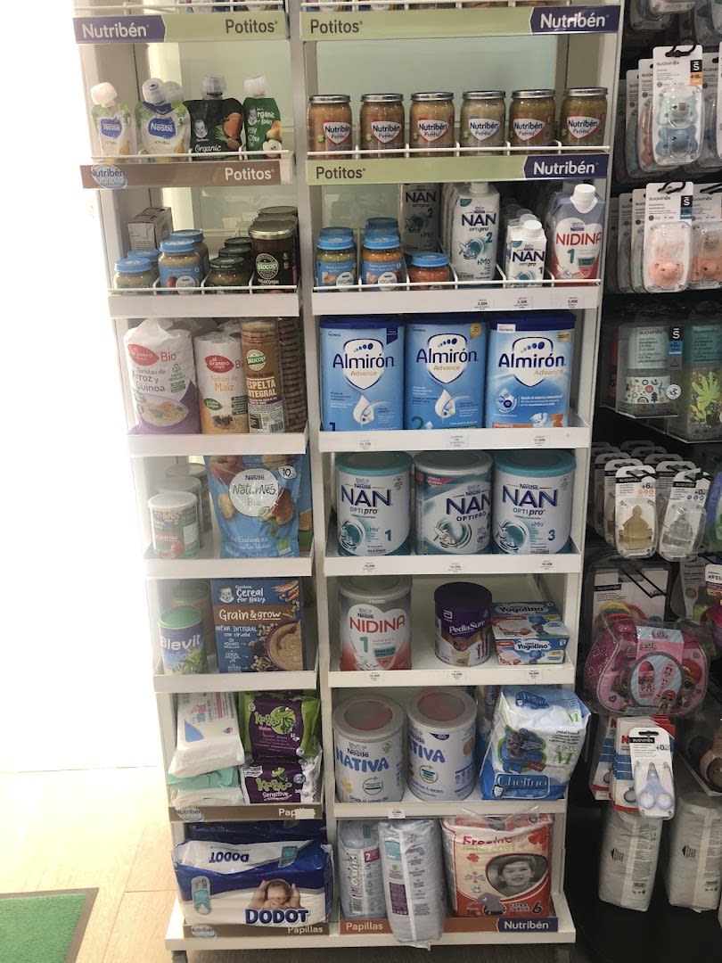 Farmacia Paseo Fañabé photo 4