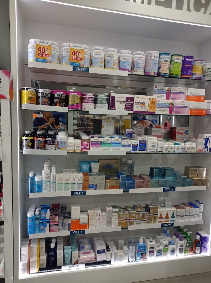 Farmacia Torviscas photo 1