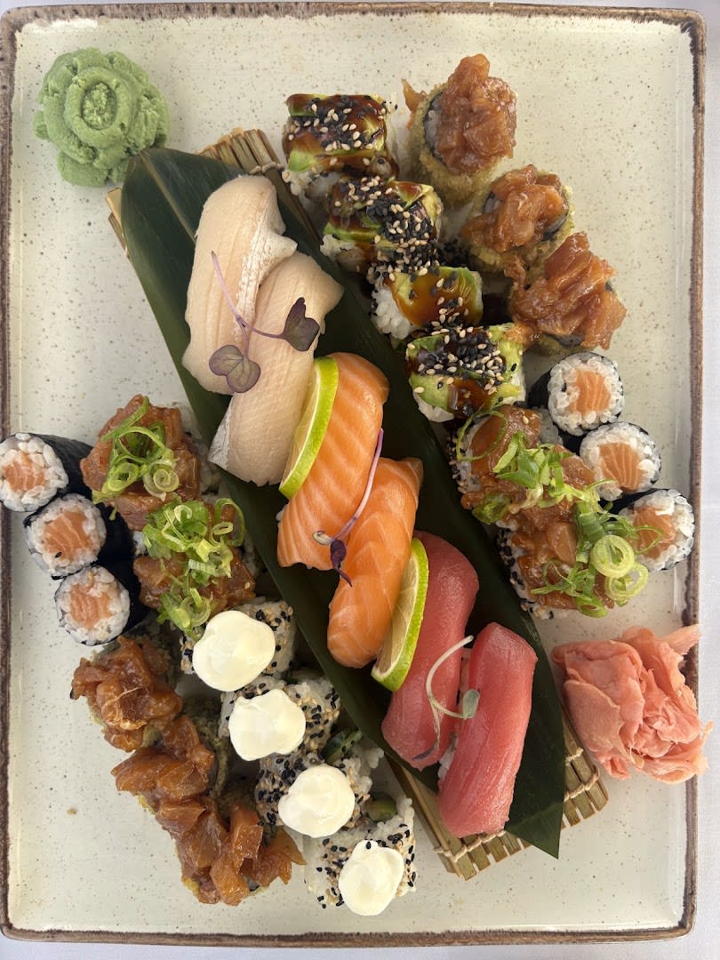 Adriatic Sushi and Oyster Bar photo 4