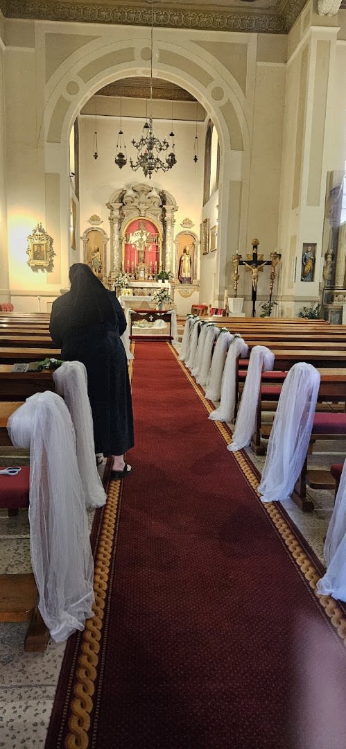 Church of the Holy Cross photo 2