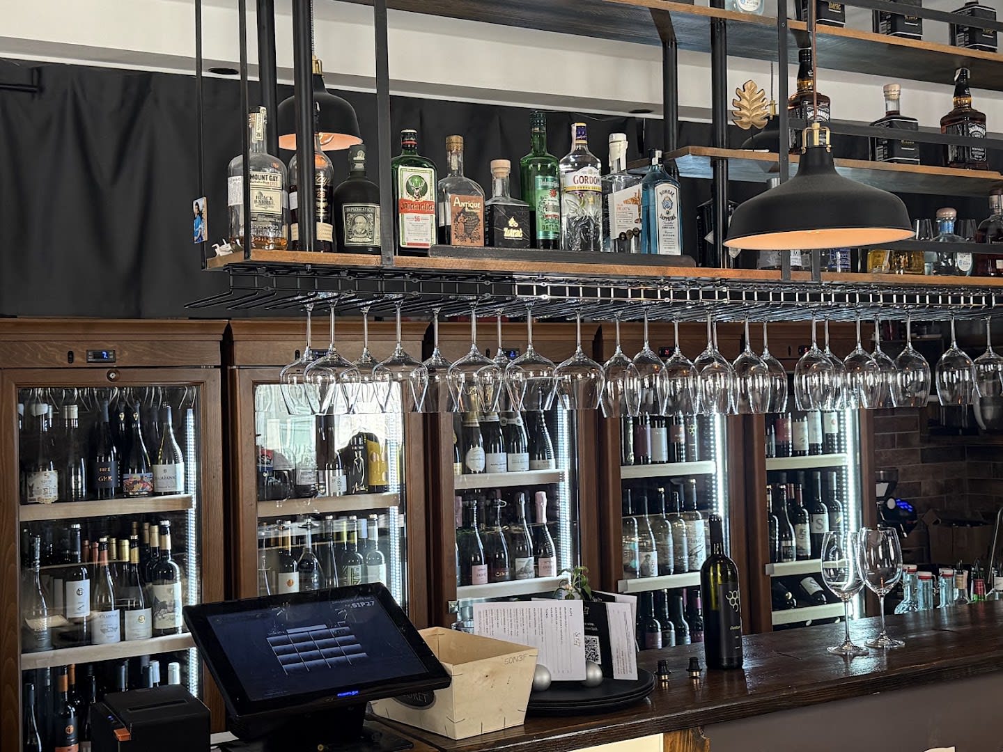 Sip27 Wine and Tapas Bar photo 2