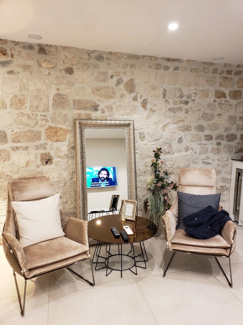 Split Apartments photo 3