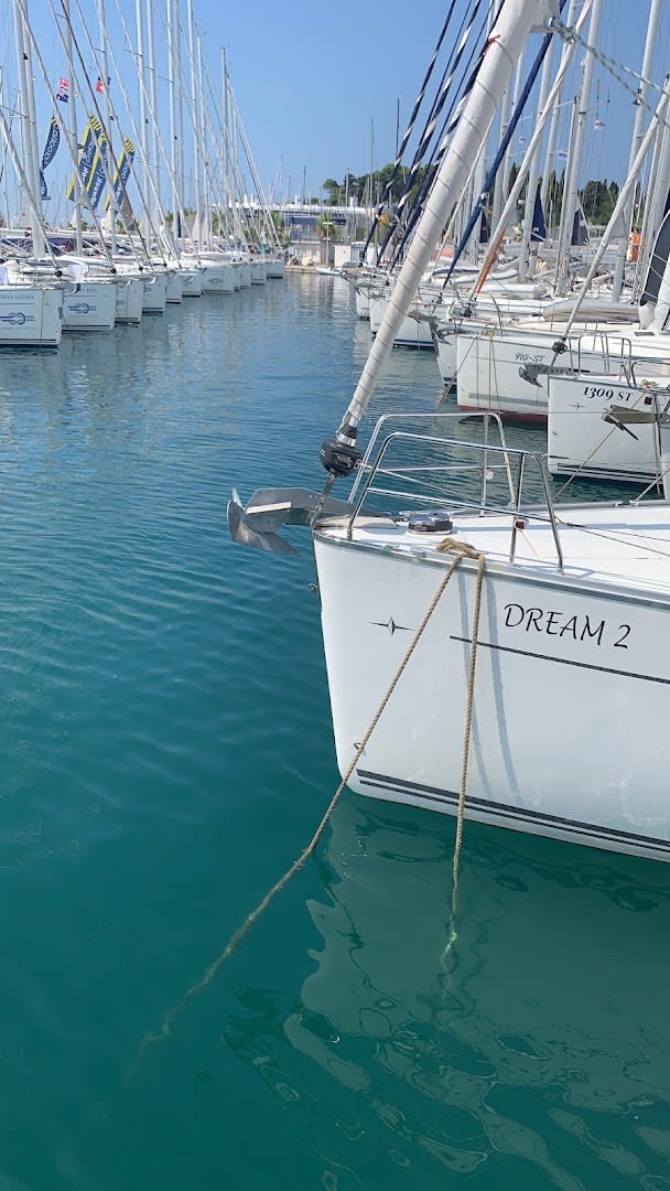 Split Yacht Charter photo 2