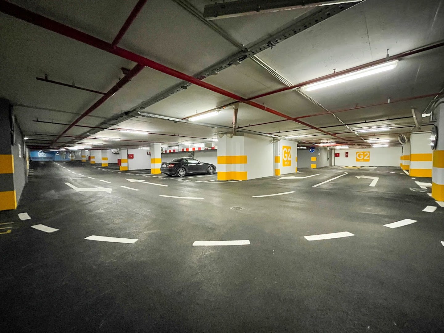 Split City Parking photo 2