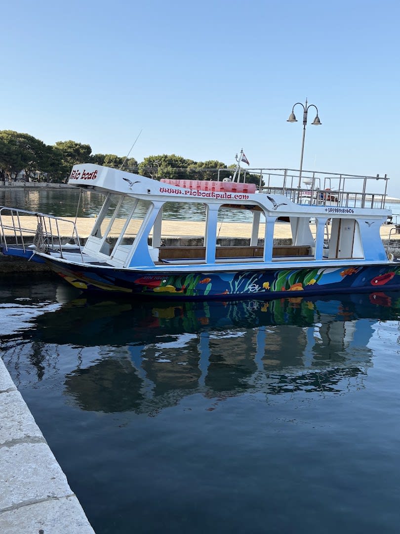 Rio Boat photo 3