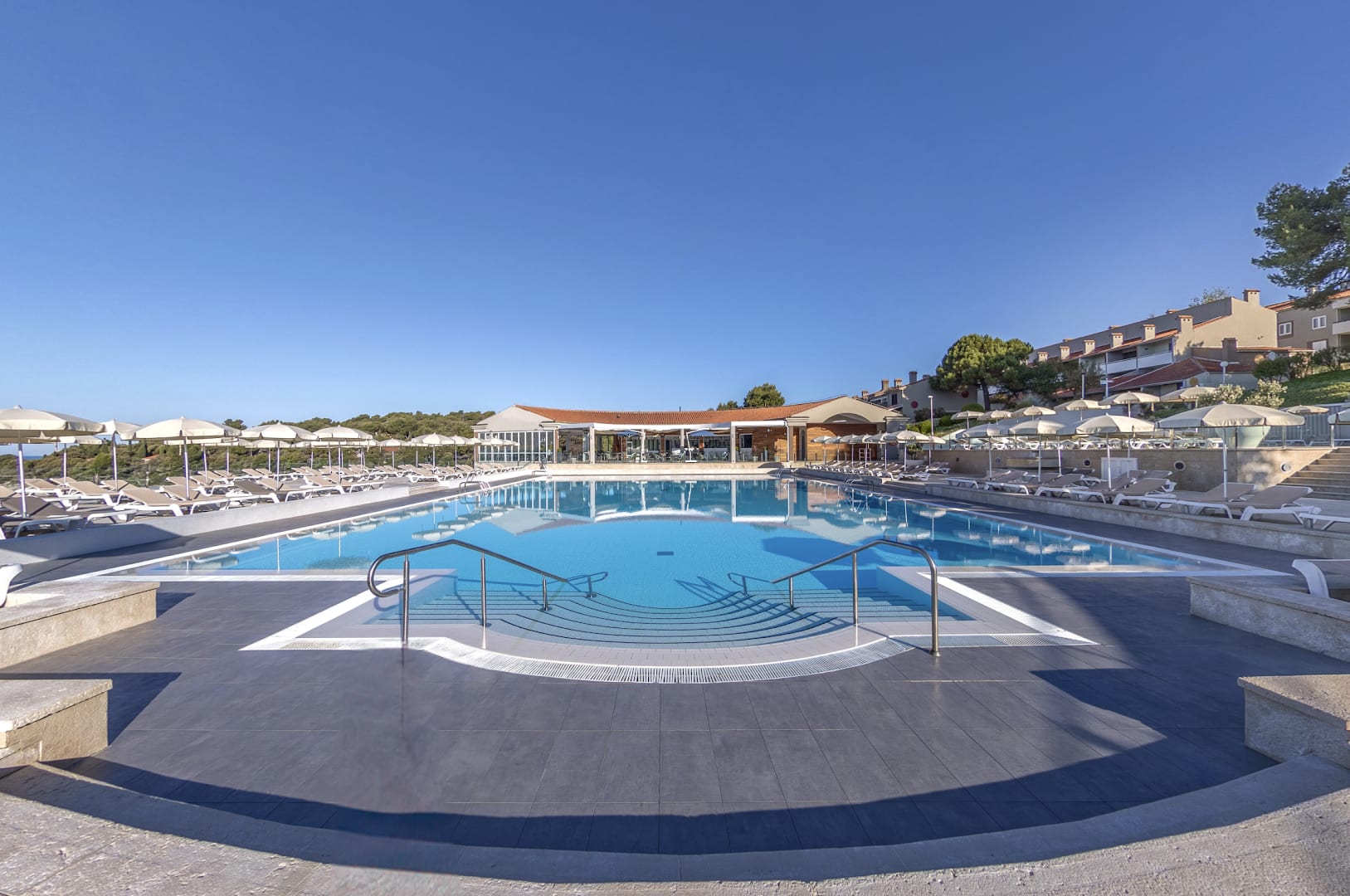 Arena Verudela Beach Apartments photo 3