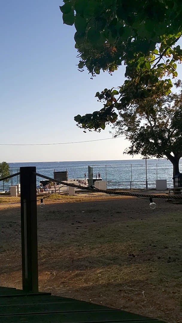 Valkane Beach Bar photo 4