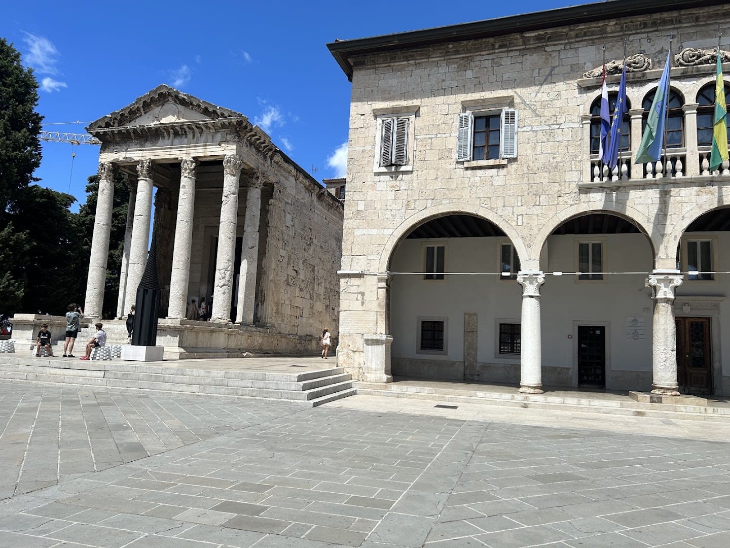 Temple of Augustus photo 2