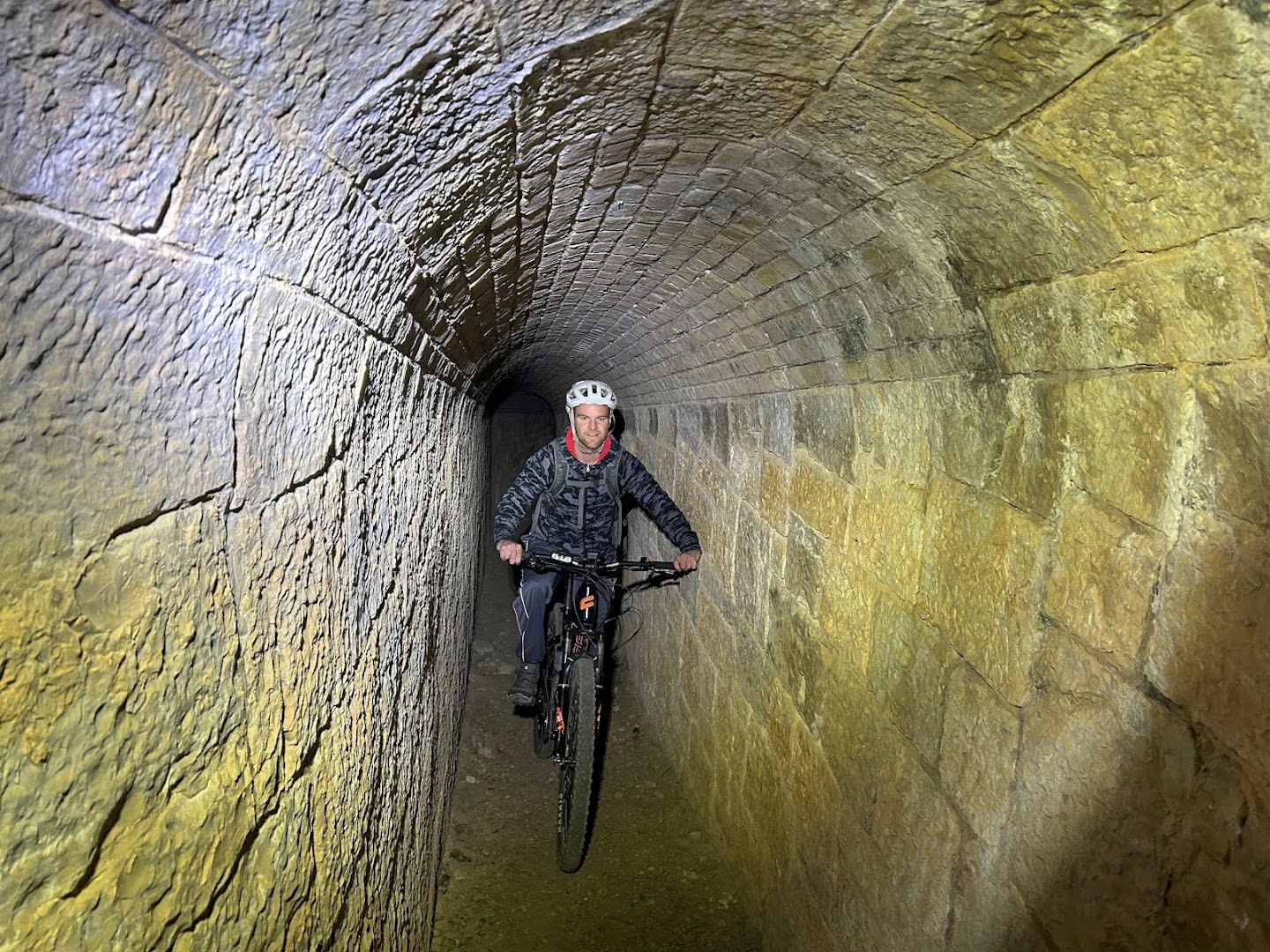 Istra Explorer photo 1
