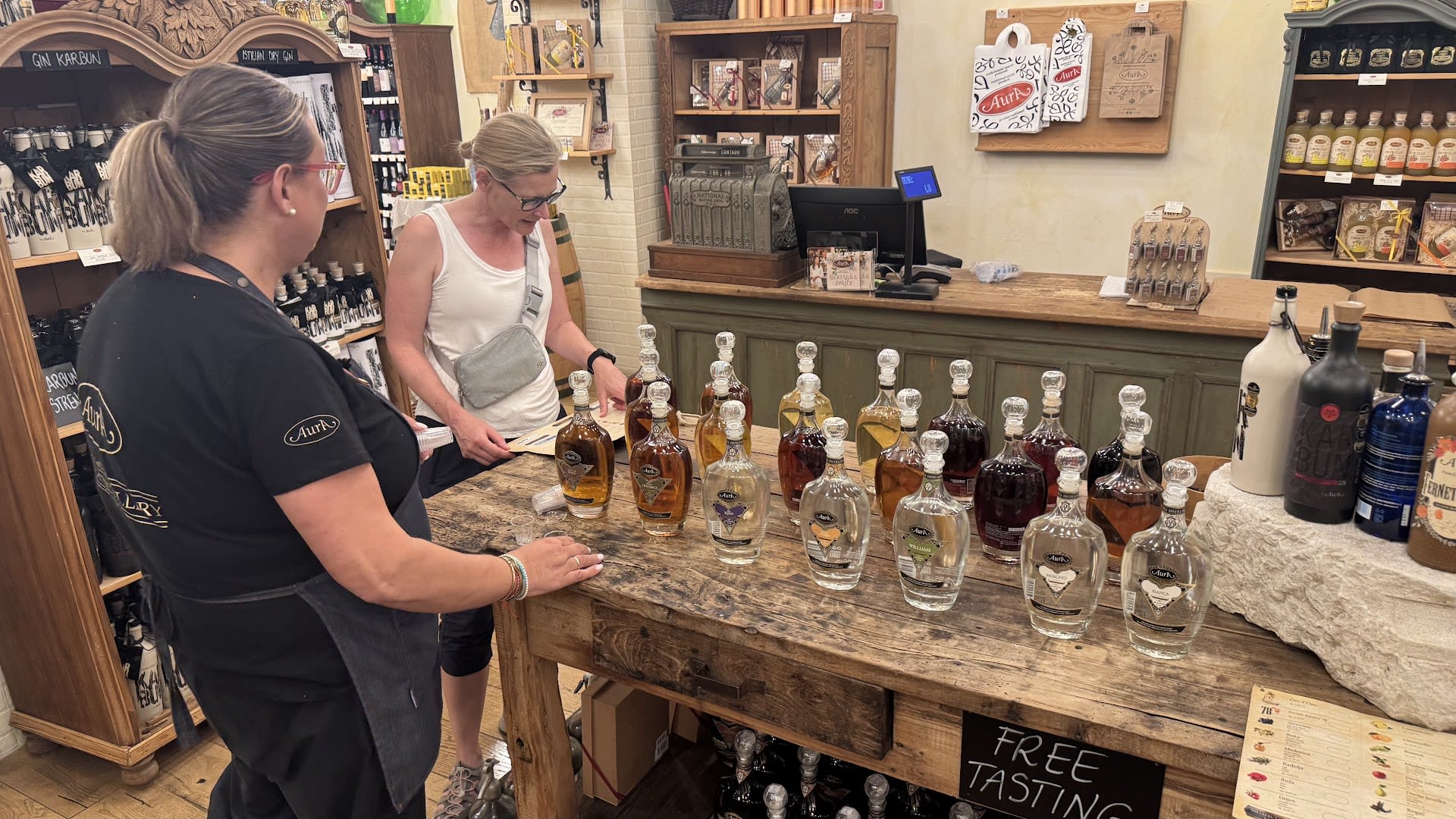 Aura Distillery Shop photo 4