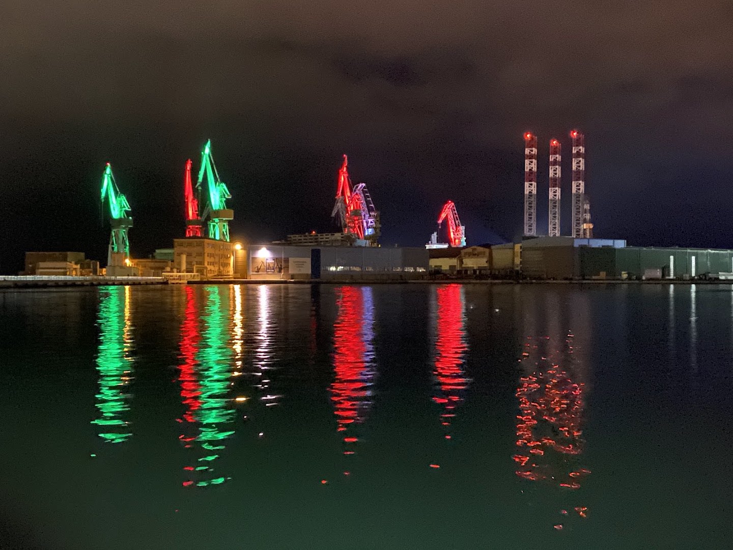 Lighting Giants photo 4