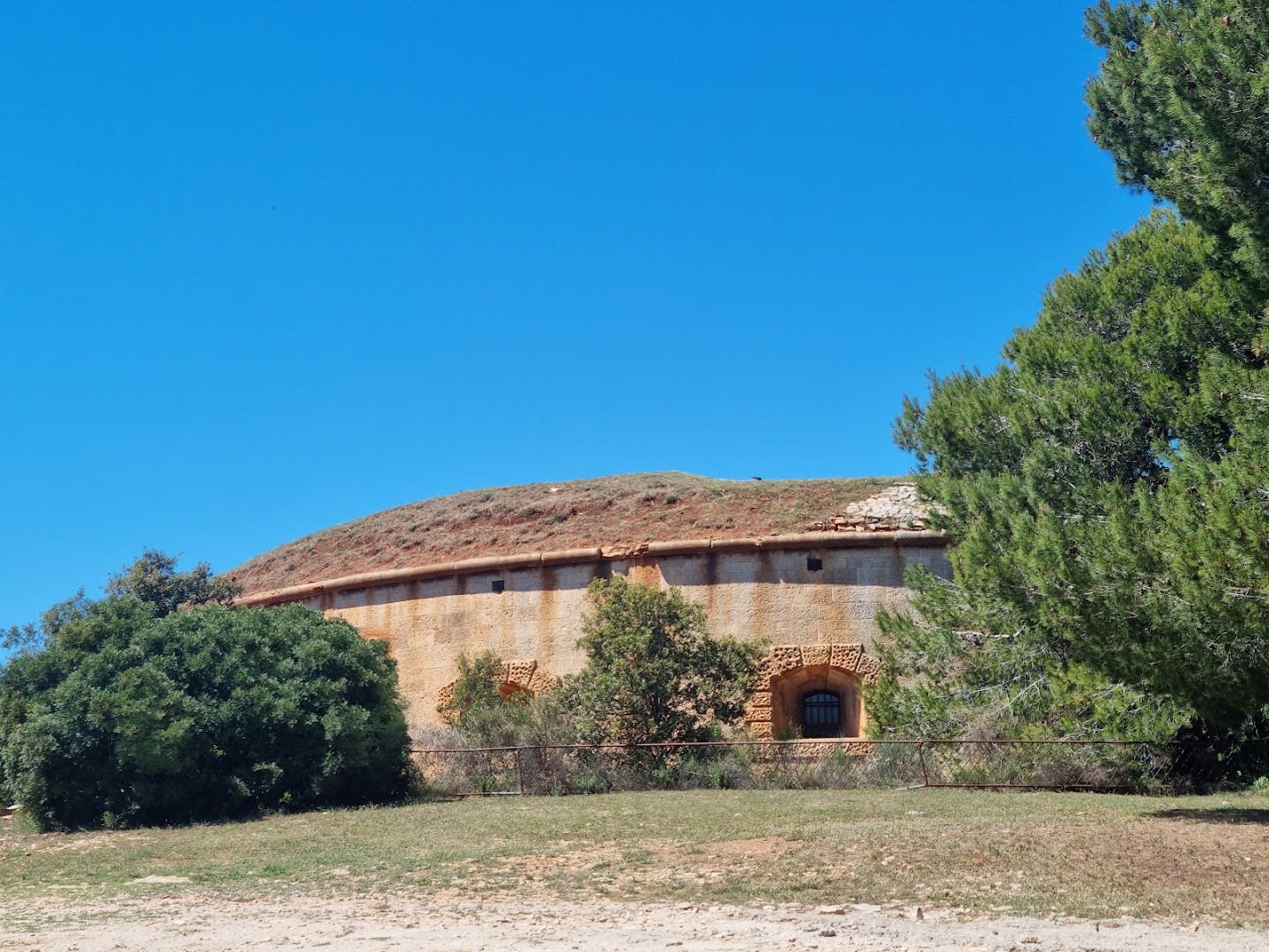 Fort Bourguignon photo 2