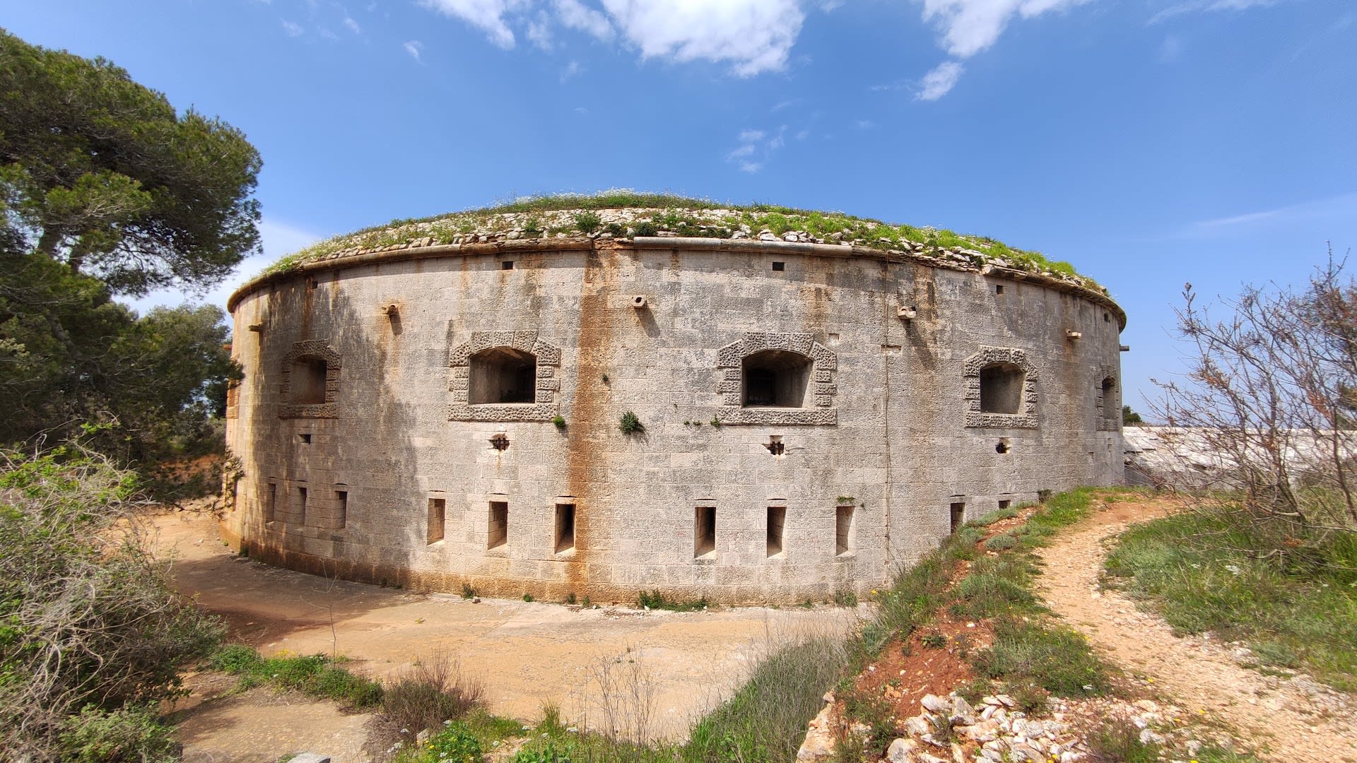 Fort Bourguignon photo 4