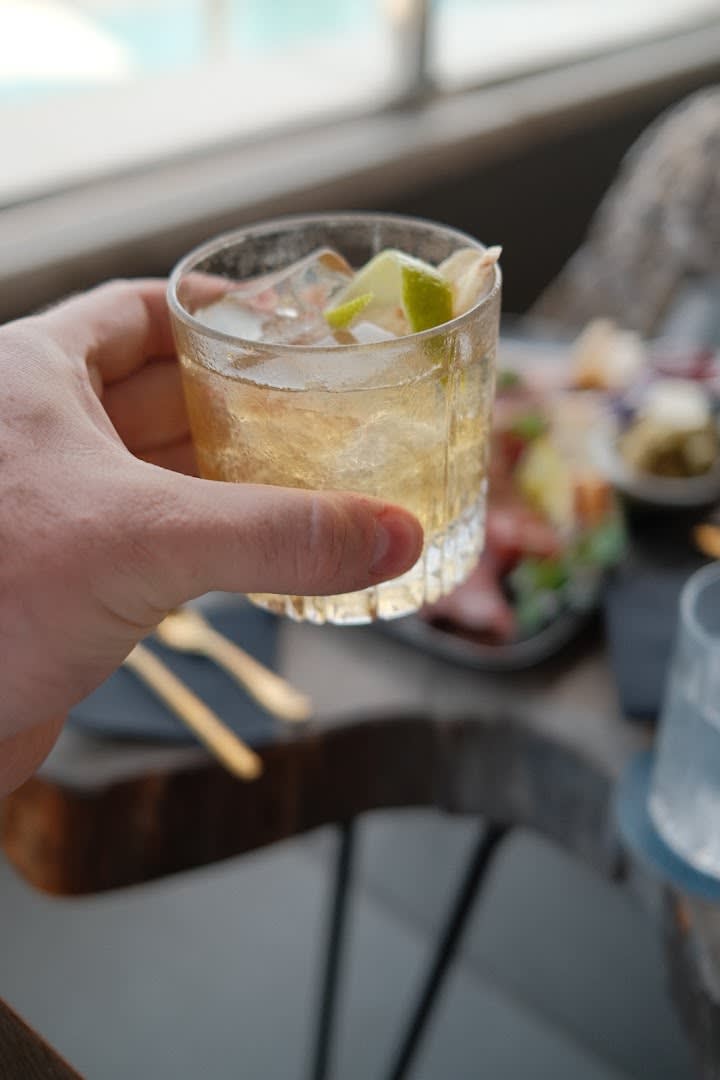 Suru Cocktail Bar photo 3