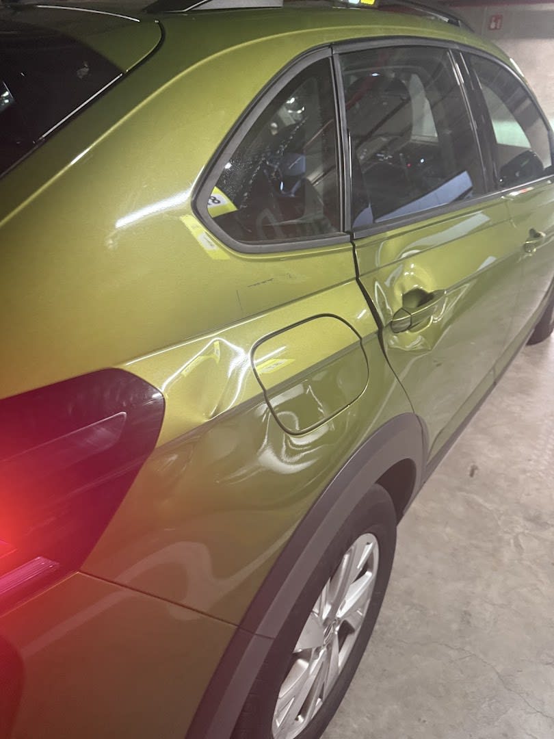Goldcar photo 4