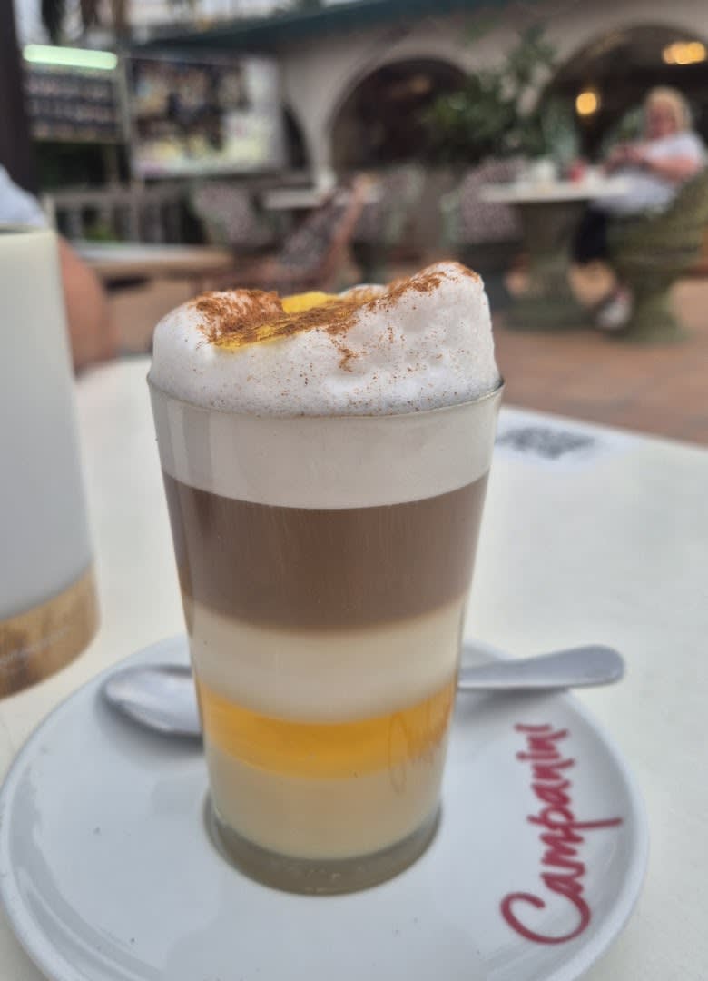 Deutsche Cafe Bar photo 2