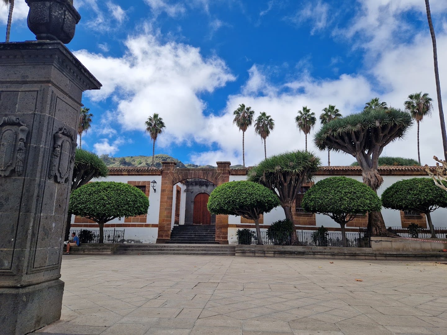 Basílica de Nuestra Señora del Pino photo 4